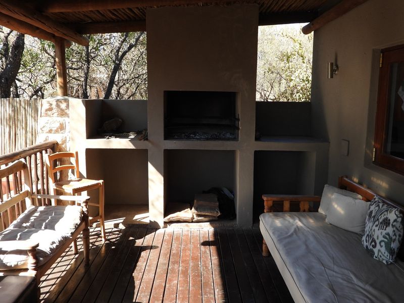 Experience luxury, wildlife, and tranquility in this secluded 2-bedroom lodge retreat - Photo 5