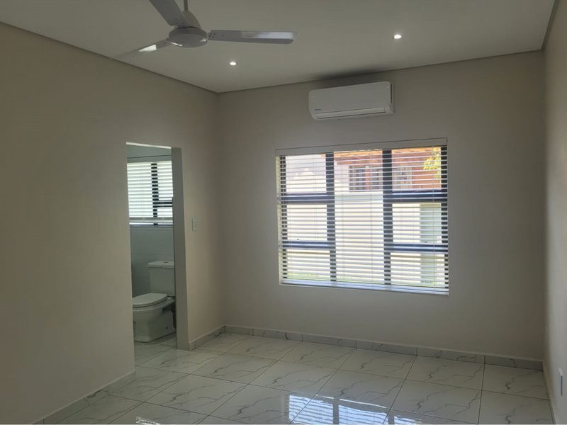 Exquisite 3-Bedroom Sanctuary in an Exclusive Estate - Photo 9