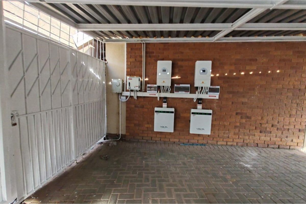 Modern family home - Photo 4