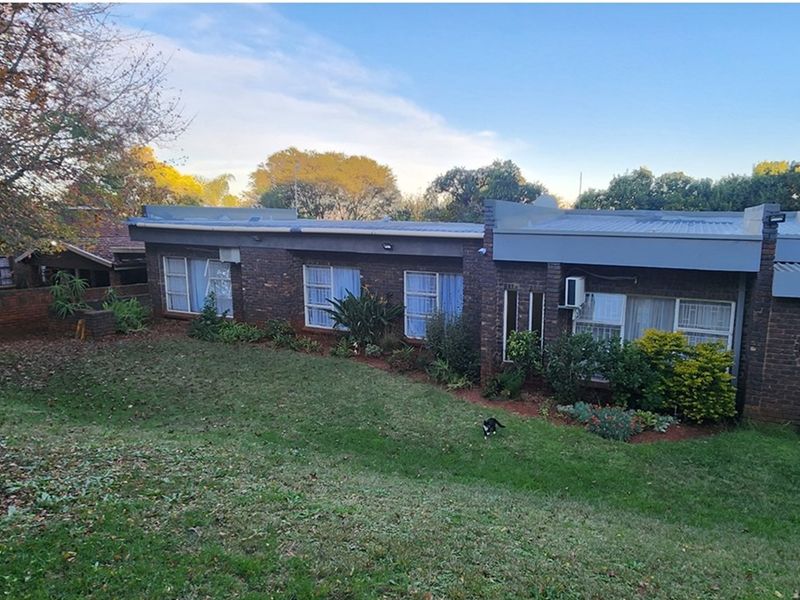 Spacious living, modern comfort-your dream home in Newcastle awaits - Photo 1