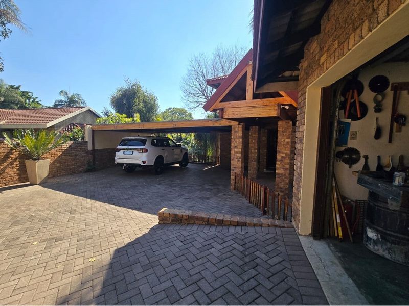 Spacious 4-Bedroom Family Home for Sale in Montana Park - Photo 4