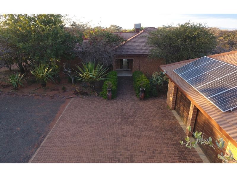 Verloren Estate - 3 Bedroom home with heated swimming pool - entertainer's dream - PET FRIENDLY - Photo 9