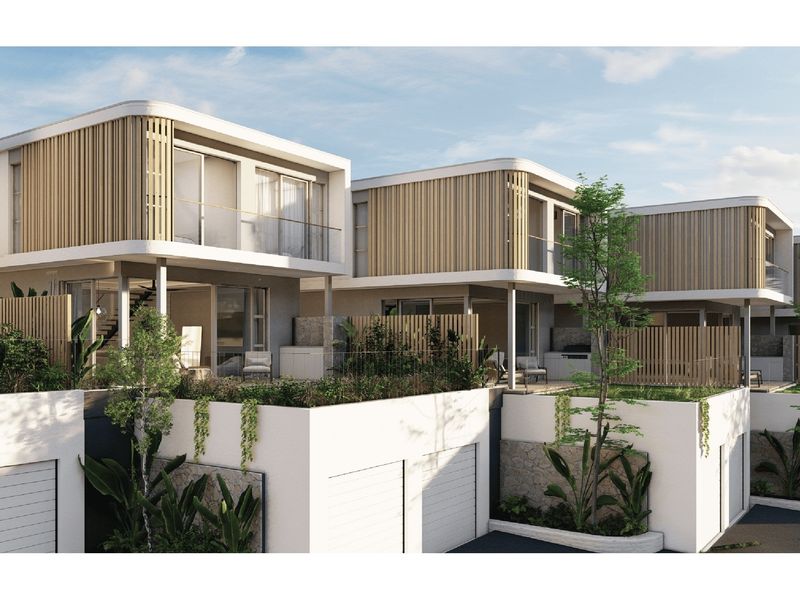 "Luxury Coastal Duplex in Zululami Estate" - Photo 6