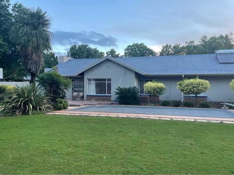 Located in a perfect area!!! - Photo 7