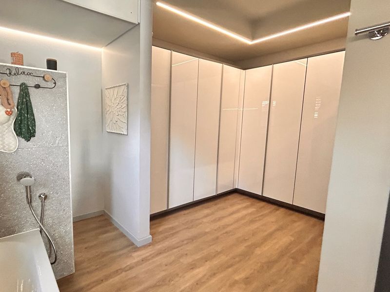 Modern Garden Apartment on the border of Waterkloof and Nieuw Muckleneuk - Photo 8