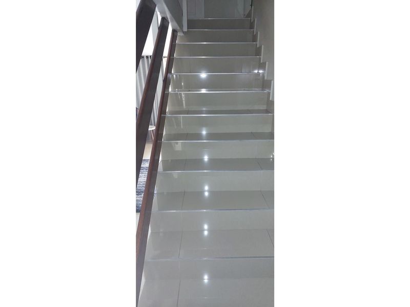 Masterfully Renovated Complex In Morningside - Photo 10