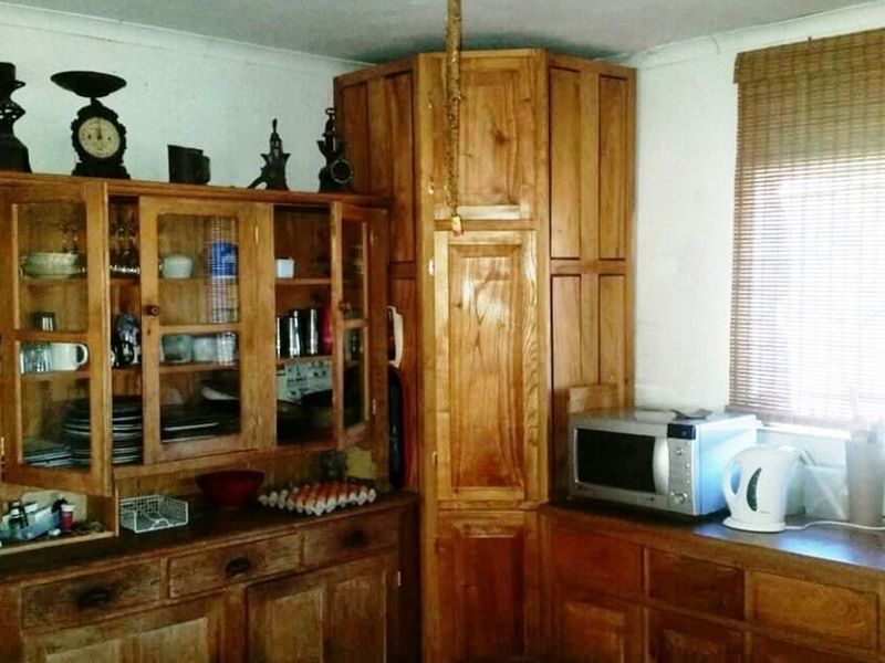 Rustic 74 ha Cattle Farm with 4 Houses, Cullinan - Photo 5