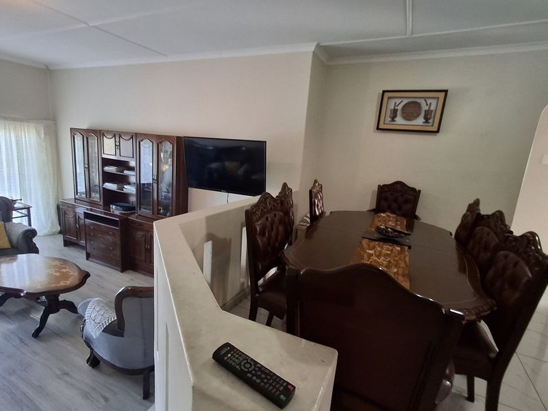 Do not miss out on this stunning 3 bedroom townhouse located in Beacon Bay - Photo 6