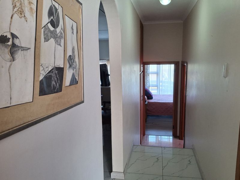 Do not miss out on this stunning 3 bedroom townhouse located in Beacon Bay - Photo 9