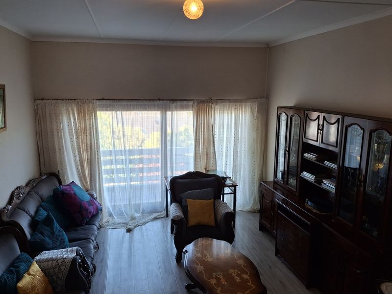 Do not miss out on this stunning 3 bedroom townhouse located in Beacon Bay - Photo 8