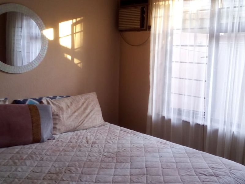 Townhouse Rented Out in Port Edward KwaZulu Natal - Photo 2