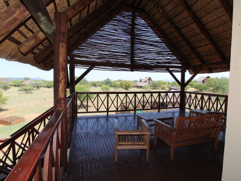 Zebula Golf Estate - Double Storey House - Entertainer's Dream -  4 Bedroom Home - NO TRANSFER DUTY - Photo 4