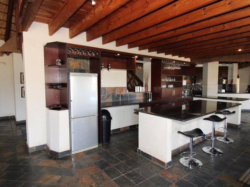 Zebula Golf Estate - Double Storey House - Entertainer's Dream -  4 Bedroom Home - NO TRANSFER DUTY - Photo 5