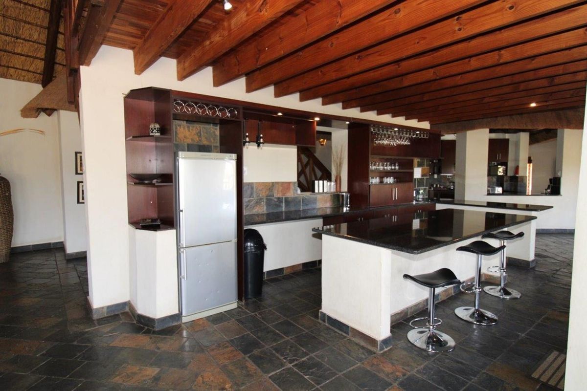 Zebula Golf Estate - Double Storey House - Entertainer's Dream -  4 Bedroom Home - NO TRANSFER DUTY - Photo 5