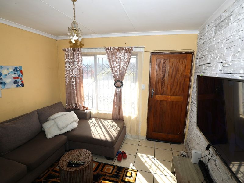 3 Bedroom Townhouse in New Germany - Photo 8