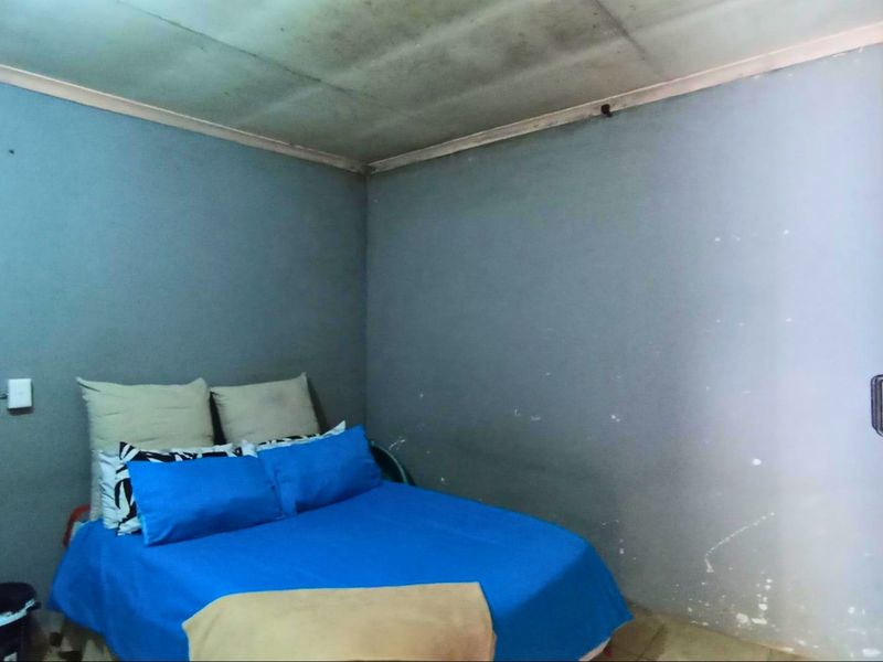 Charming Kenilworth Home - Your Dream Awaits! - Photo 6