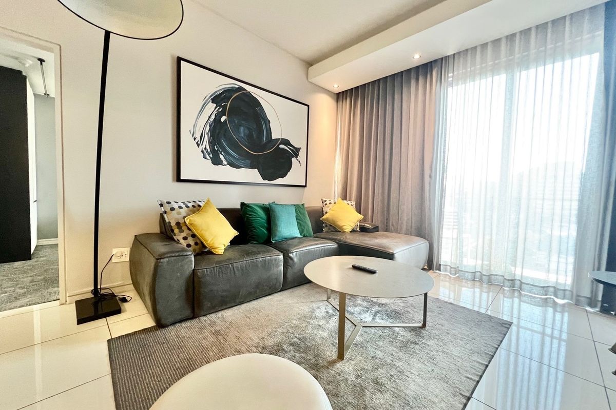 Luxury Fully Furnished 2-Bedroom Apartment in Prime Location - Photo 5