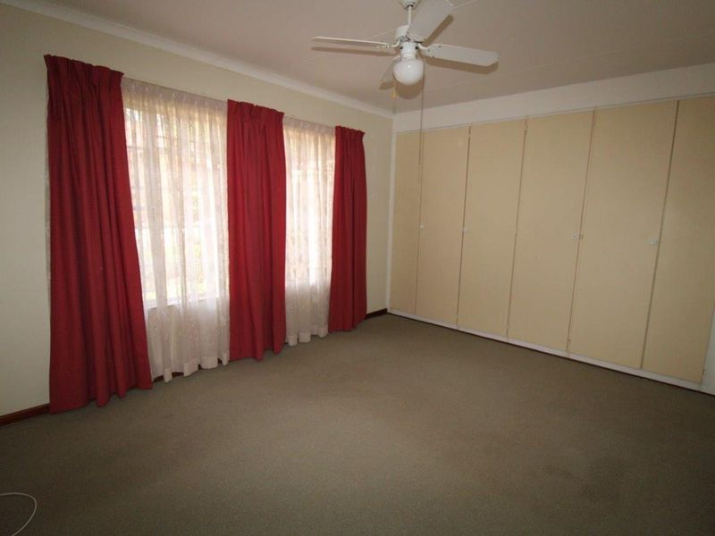 Renaissance Retirement Village - 2 to 3 Bedroom townhouse in retirement village - Photo 10