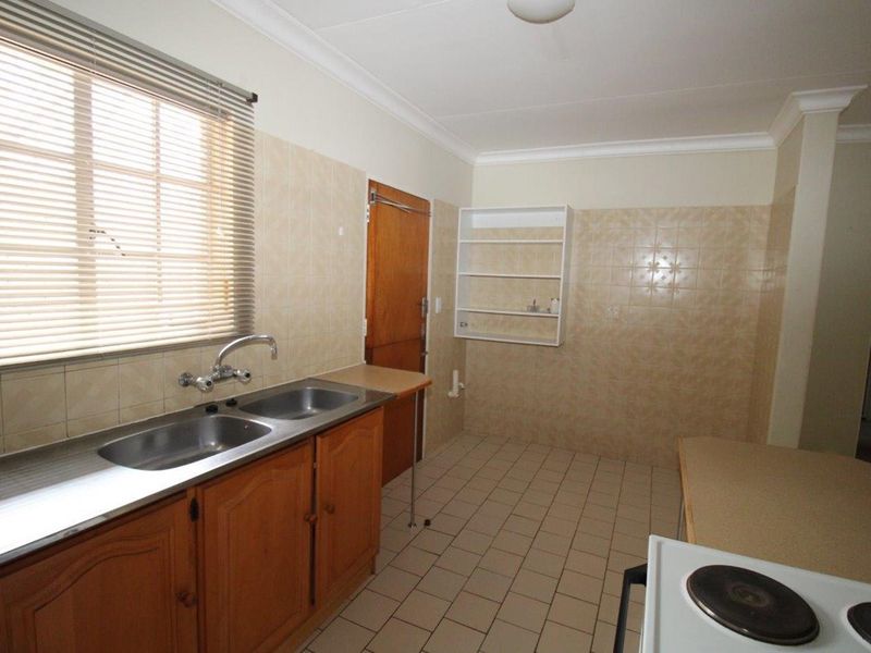 Renaissance Retirement Village - 2 to 3 Bedroom townhouse in retirement village - Photo 8