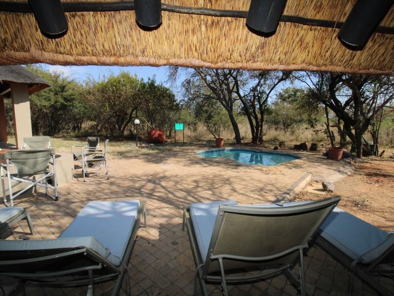 Exquisite Five-Bedroom Lodge at Zebula Golf Estate - Photo 8