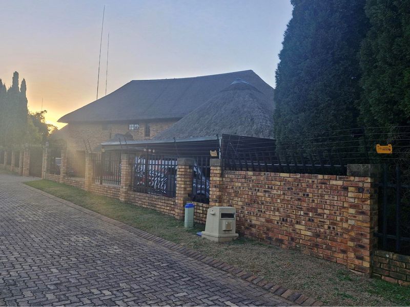 Prime Vacant Stand in Elite, Secure Estate - Build Your Legacy Home - Photo 8