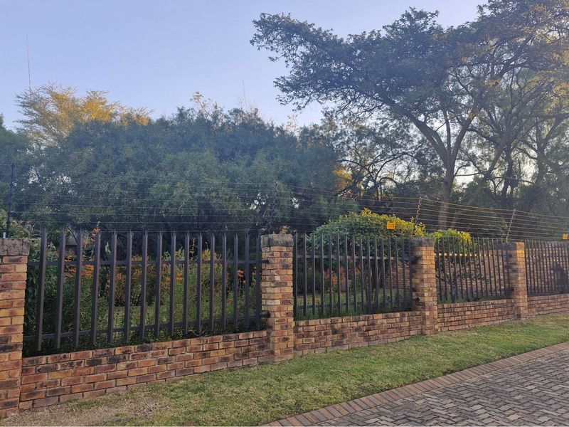 Prime Vacant Stand in Elite, Secure Estate - Build Your Legacy Home - Photo 9