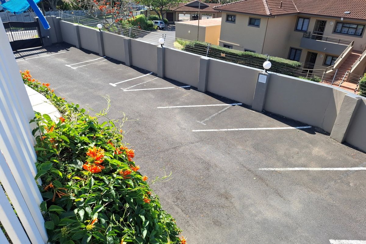 Own a state of the art Guest Lodge - Photo 3