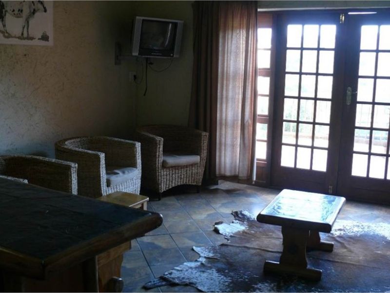 Three-bedroom unit on secure Farm Resort Port Alfred - Photo 10