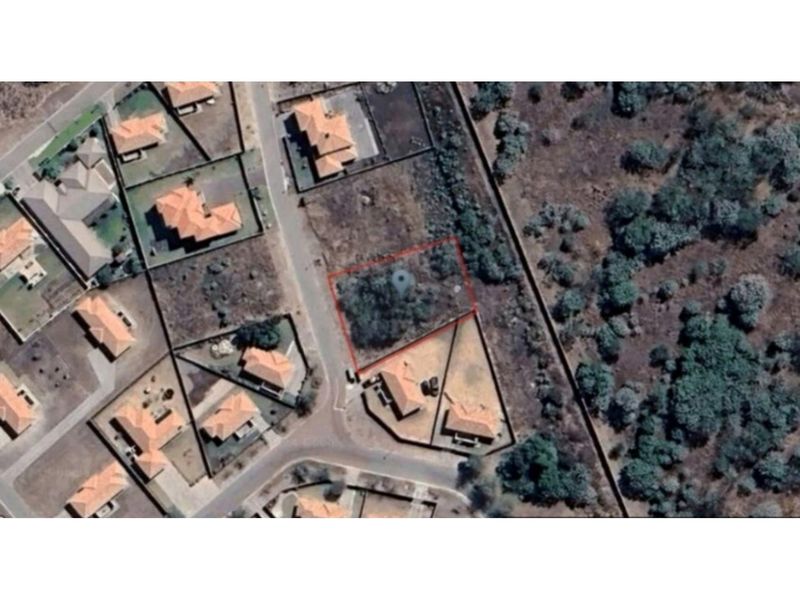 Transform this vacant land into your dream home! - Photo 2