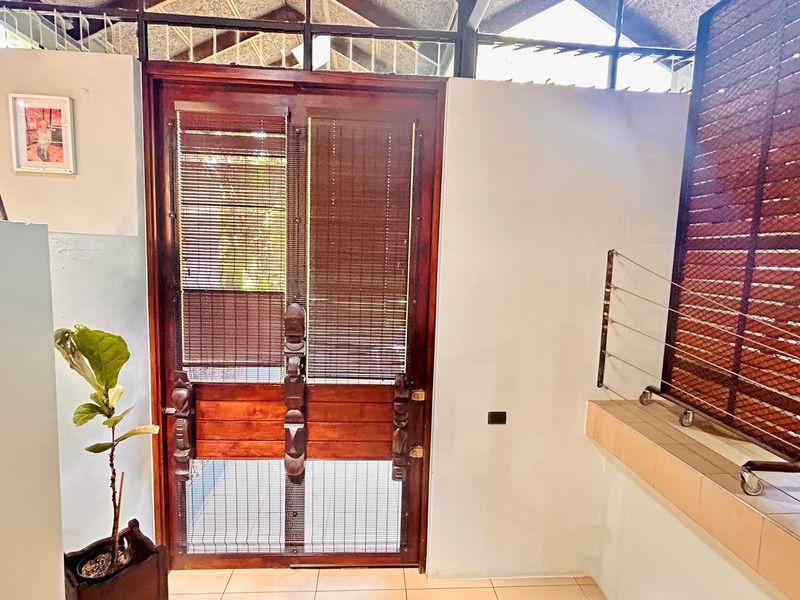 Architecturally Designed Masterpiece in Lynnwood Gardens Estate - Photo 2