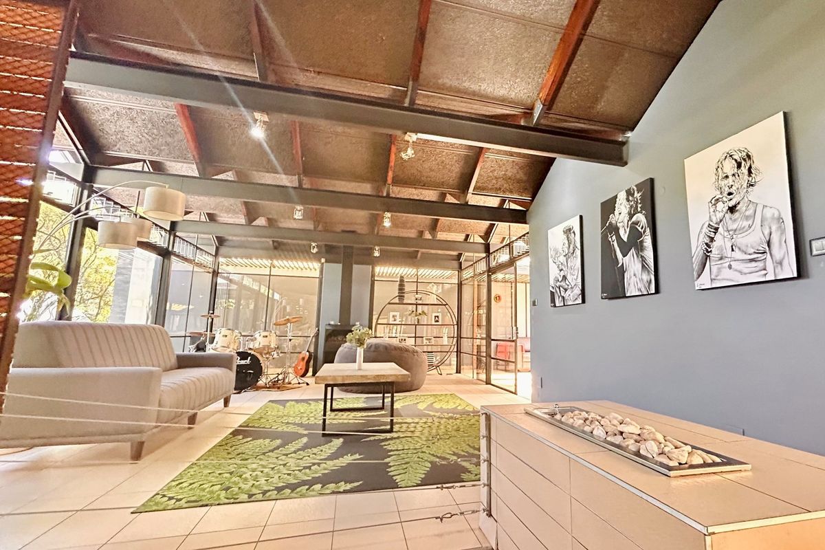 Architecturally Designed Masterpiece in Lynnwood Gardens Estate - Photo 4