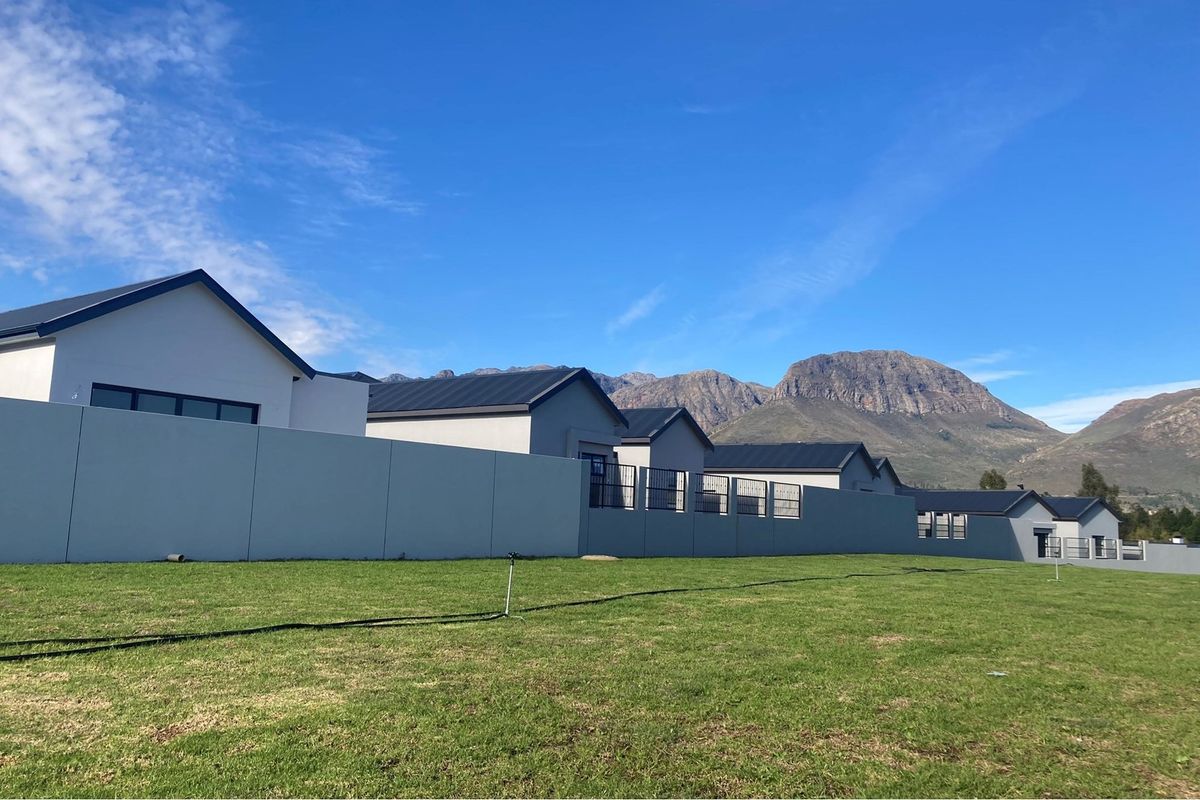 Modern Turnkey Home in Scenic Paarl South - Photo 4