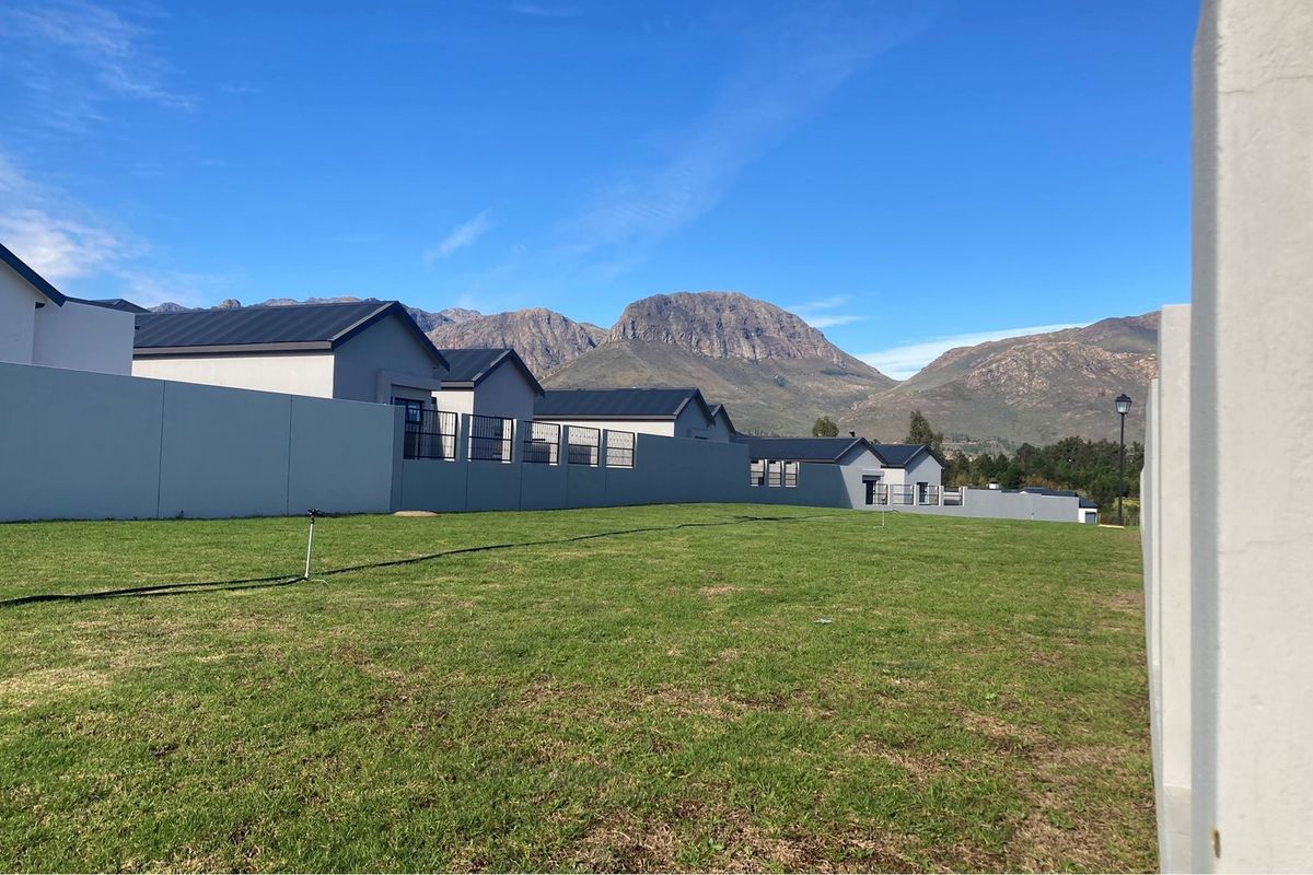 Modern Turnkey Home in Scenic Paarl South - Photo 3