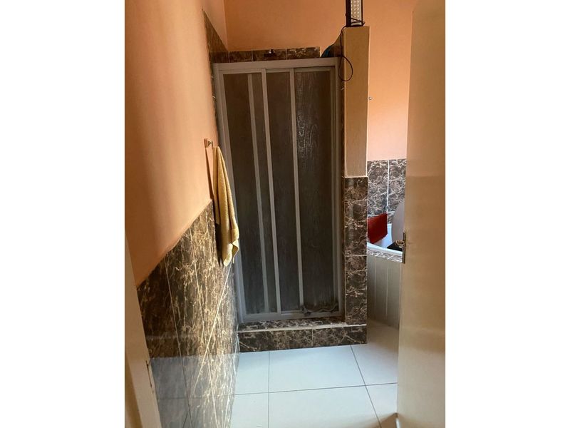 3 Bedroom House For Sale In Mahlasedi Park. - Photo 10