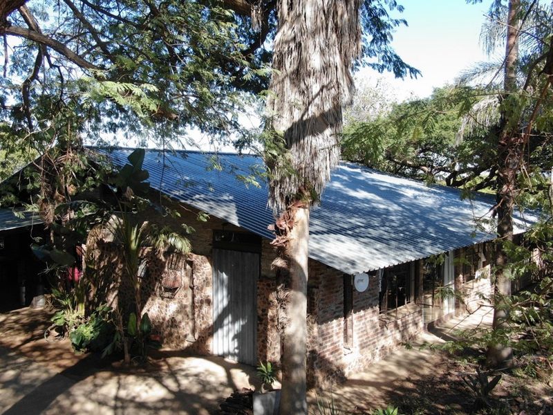 Exceptional 8.6 Hectare Smallholding, Country Retreat Just Minutes from Bela Bela - Photo 2