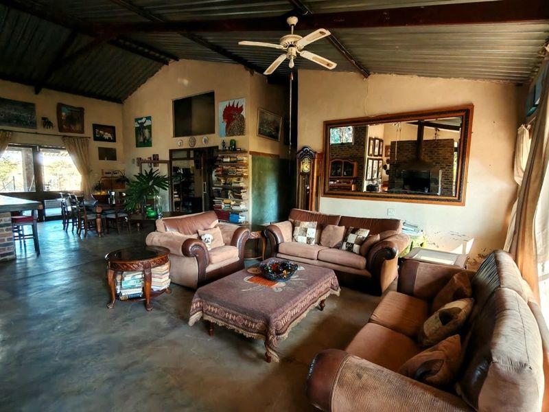 Exceptional 8.6 Hectare Smallholding, Country Retreat Just Minutes from Bela Bela - Photo 9