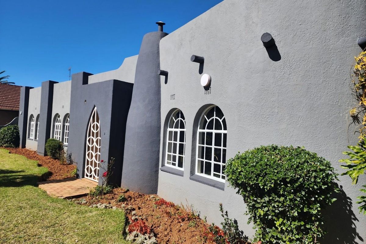 Exceptional 5-bedroom, 4-bathroom residence - Photo 4