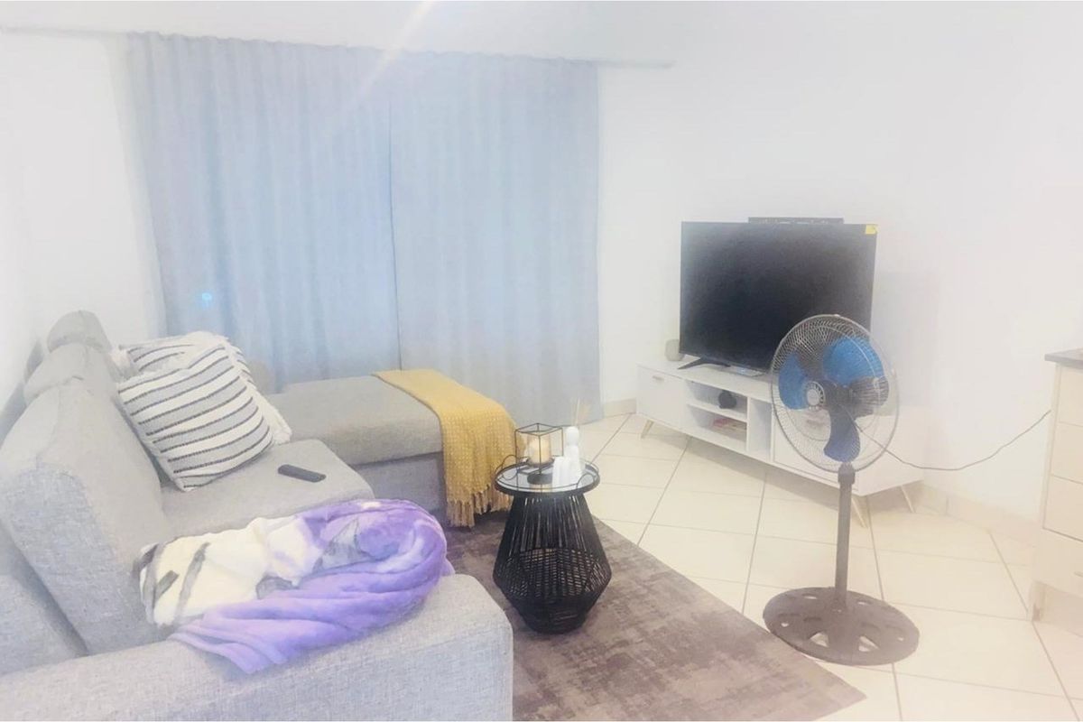 1 Bedroom Apartment For Sale - Photo 3