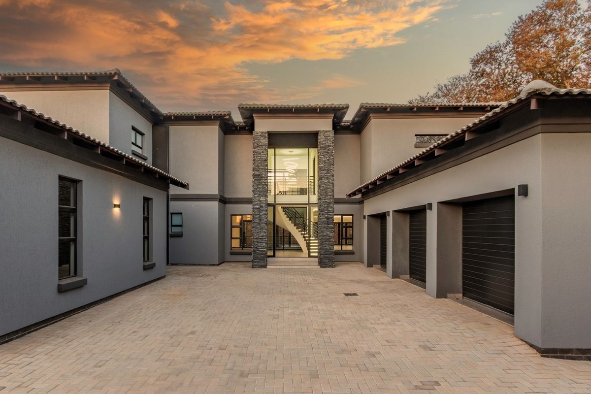 Newly Built 4 Bedroom Luxury Home for sale in Sunward Park - Photo 3