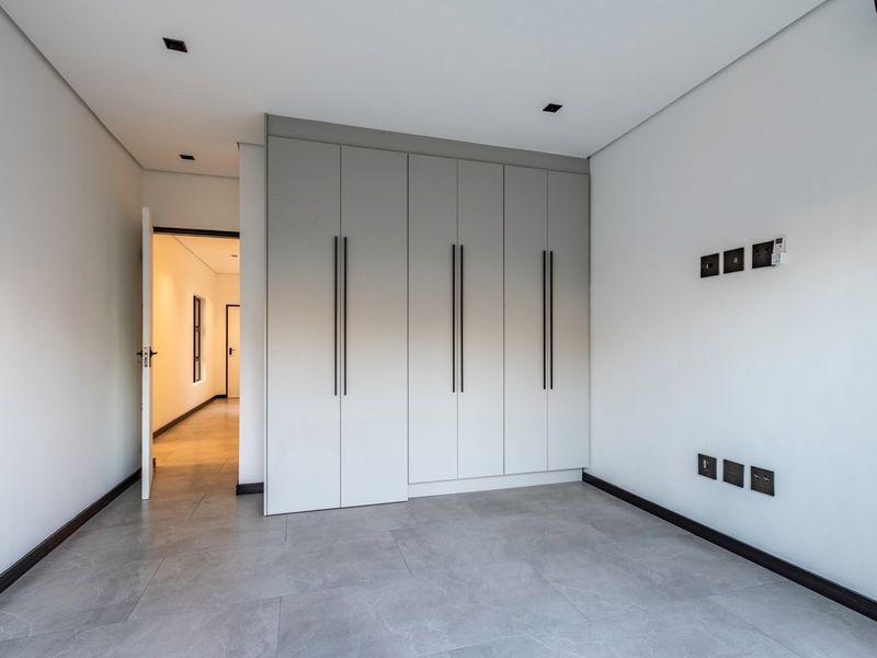 Newly Built 4 Bedroom Luxury Home for sale in Sunward Park - Photo 8