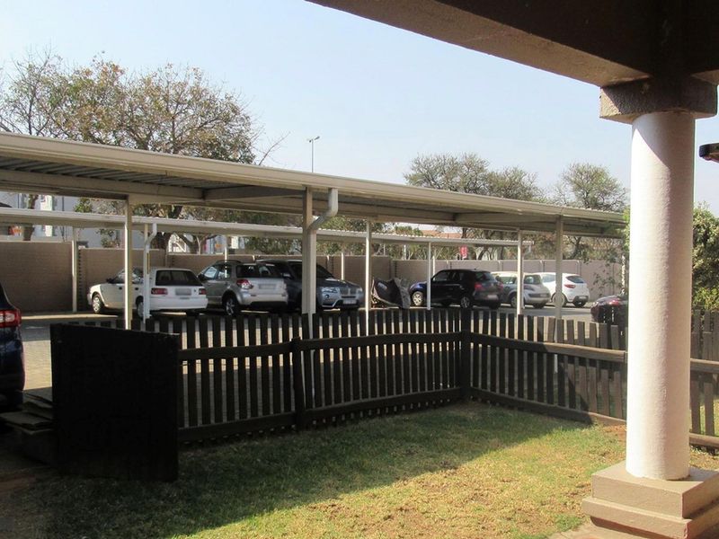 Ground Floor 2-Bed Northwold: Modern and Secure - Photo 8