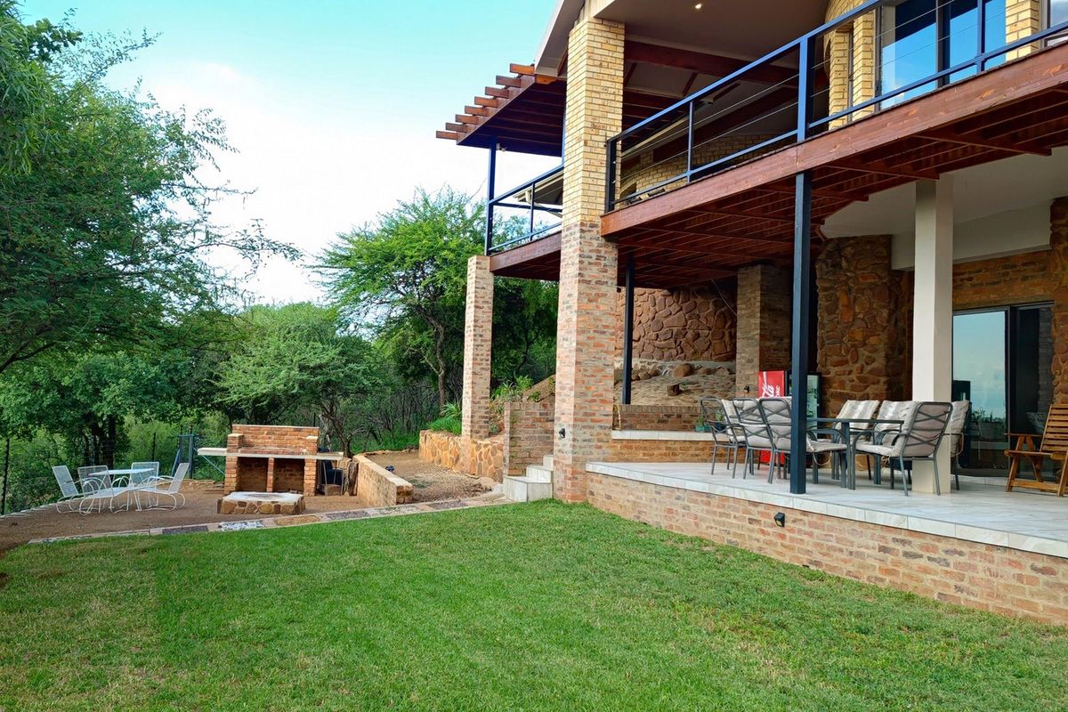 Beautiful 3 Bed House in Private Game Estate with Panoramic Views - Photo 3