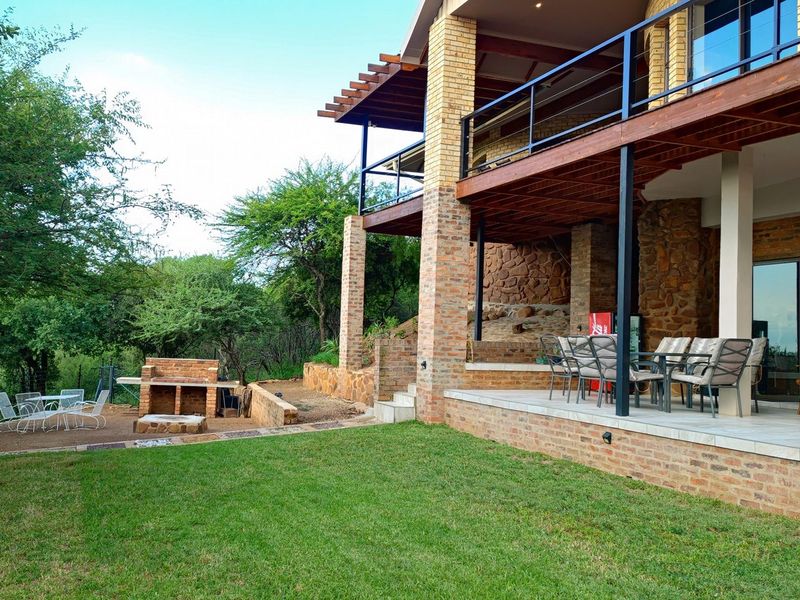 Beautiful 3 Bed House in Private Game Estate with Panoramic Views - Photo 3