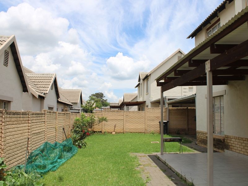 Classic Family Home Charm With Designer Style And Luxury - Photo 4