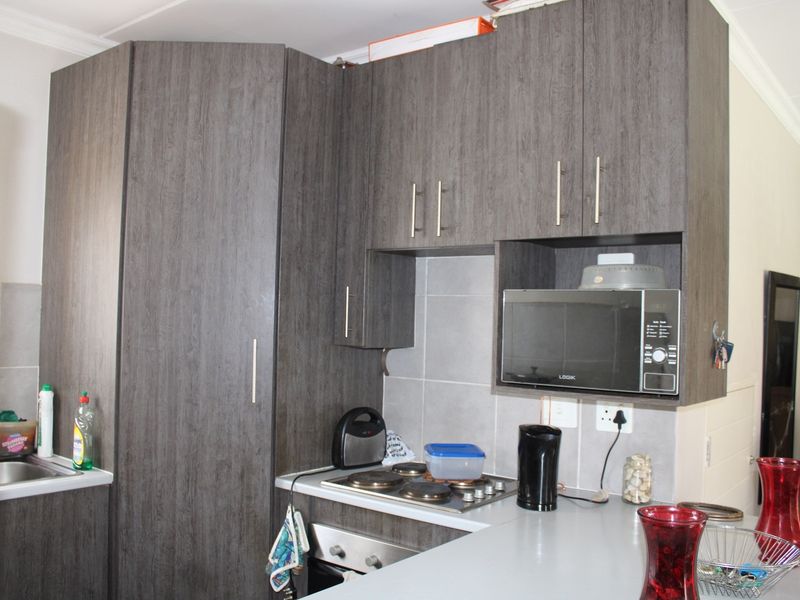 Classic Family Home Charm With Designer Style And Luxury - Photo 6