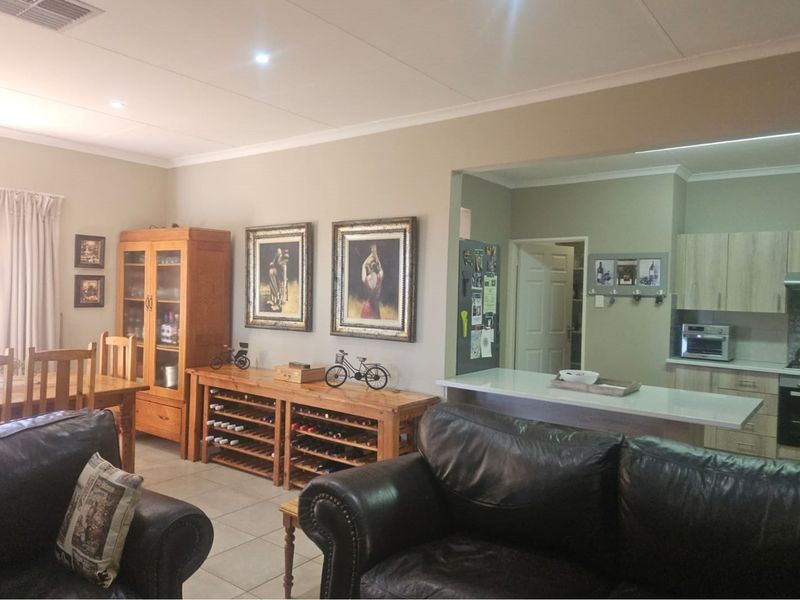 Modern Face Brick Family Home with Solar Power & Entertainment Area - Photo 2