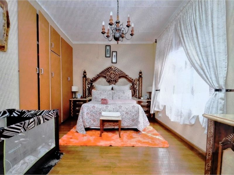 Modern Townhouse in Dal Fouche: Prime Investment - Photo 9