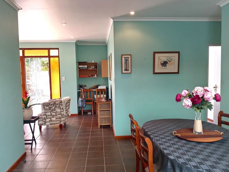 An Exceptional Coastal Residence in Kleinmond - Photo 4