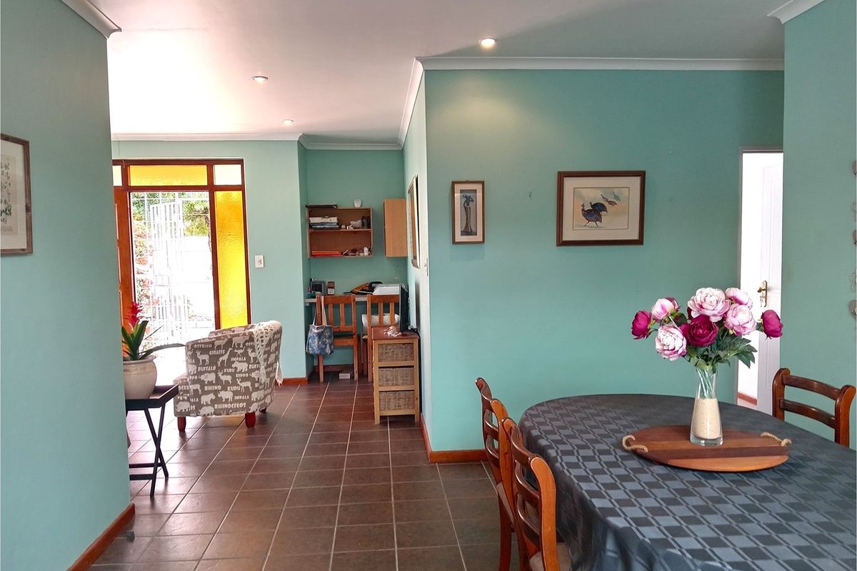 An Exceptional Coastal Residence in Kleinmond - Photo 4