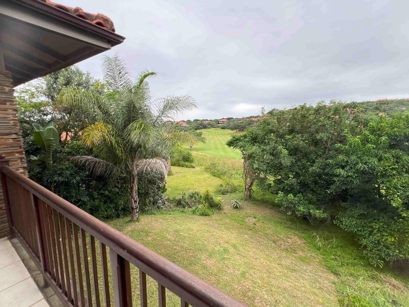 4 Bedroom Townhouse overlooking Zimbali Golf Course - Photo 2